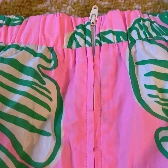 Lilly Pulitzer, pink and fig leaf  a line skirt lined - Picture 4 of 5